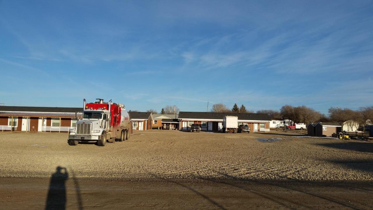 Shaunavon 熊窝旅舍汽车旅馆 外观 照片
