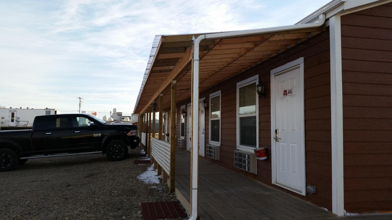 Shaunavon 熊窝旅舍汽车旅馆 外观 照片
