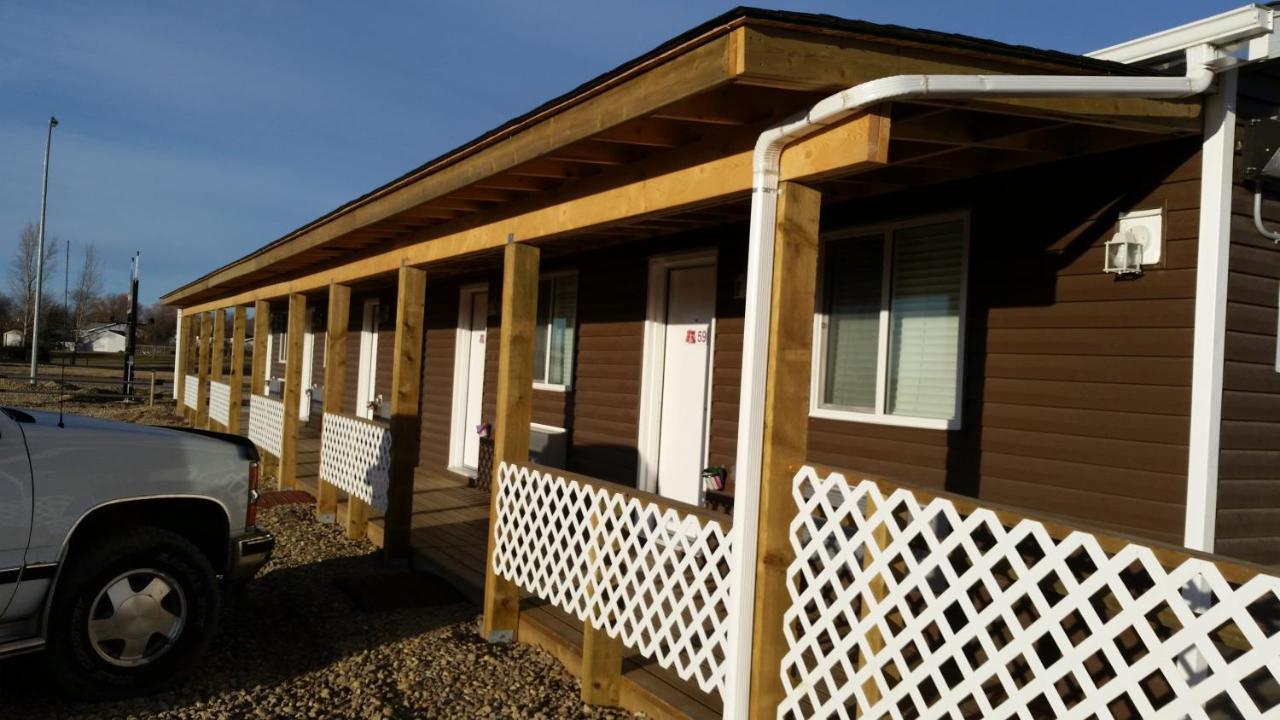Shaunavon 熊窝旅舍汽车旅馆 外观 照片